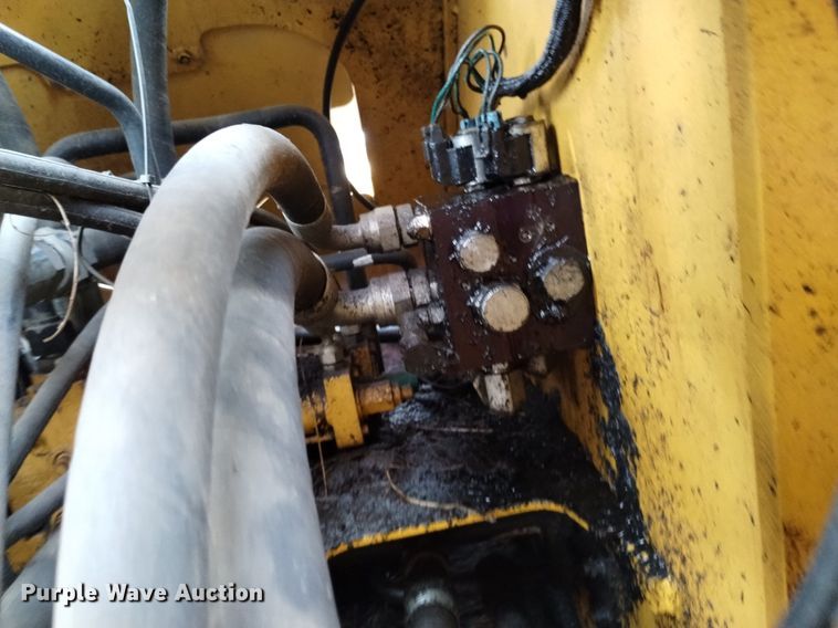 image for item DK8775 2011 John Deere 624K  wheel loader