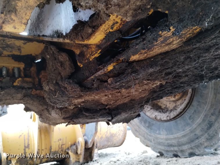 image for item DK8775 2011 John Deere 624K  wheel loader