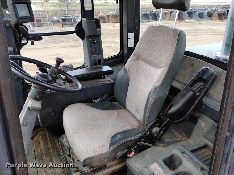 image for item DK8775 2011 John Deere 624K  wheel loader