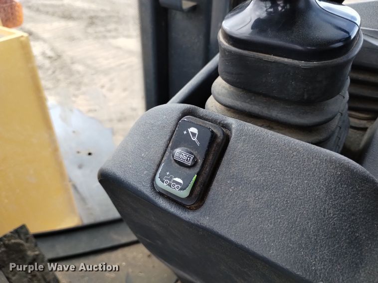 image for item DK8775 2011 John Deere 624K  wheel loader