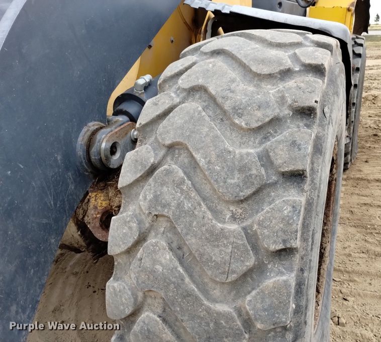 image for item DK8775 2011 John Deere 624K  wheel loader