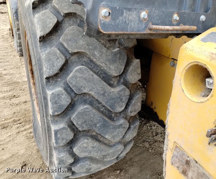 image for item DK8775 2011 John Deere 624K  wheel loader