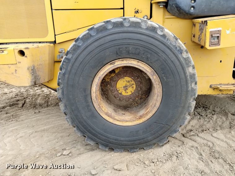 image for item DK8775 2011 John Deere 624K  wheel loader