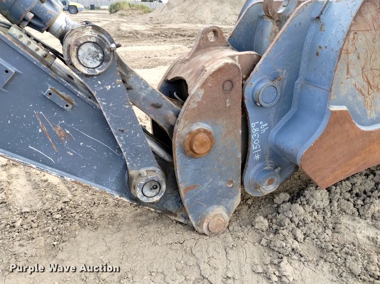 image for item DK8776 2015 John Deere 470G LC  excavator