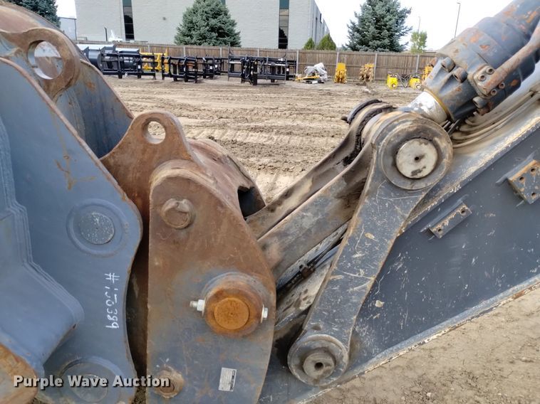 image for item DK8776 2015 John Deere 470G LC  excavator