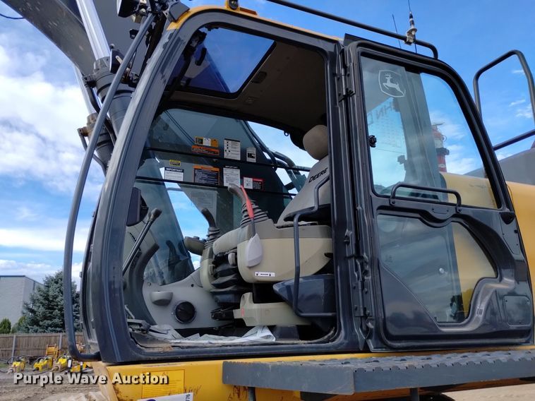 image for item DK8776 2015 John Deere 470G LC  excavator