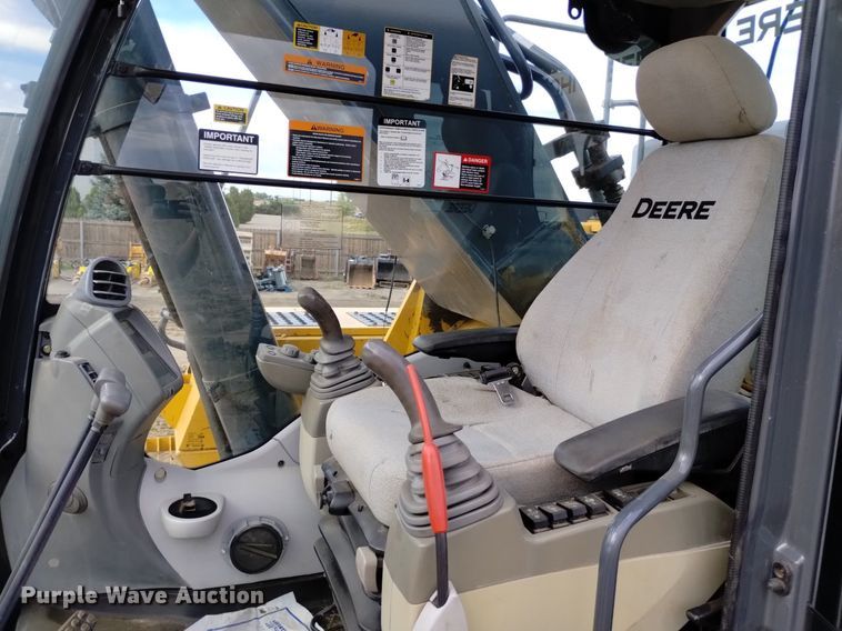 image for item DK8776 2015 John Deere 470G LC  excavator