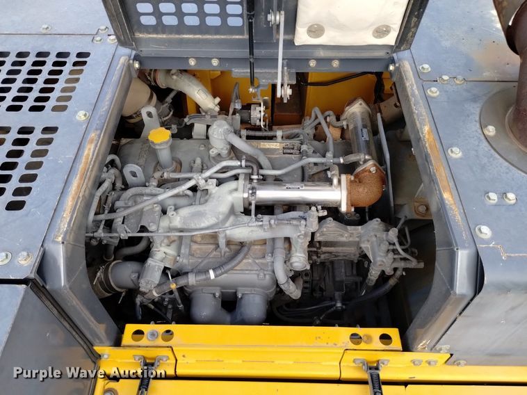 image for item DK8776 2015 John Deere 470G LC  excavator