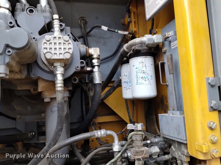 image for item DK8776 2015 John Deere 470G LC  excavator