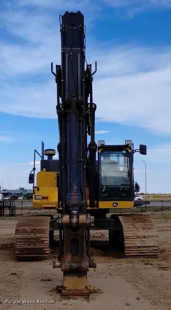 image for item DK8777 2015 John Deere 470G LC  excavator