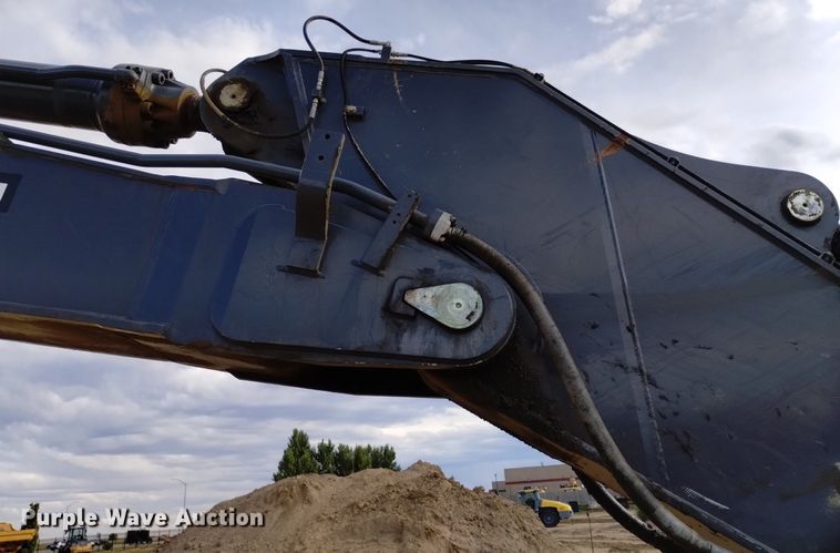 image for item DK8777 2015 John Deere 470G LC  excavator