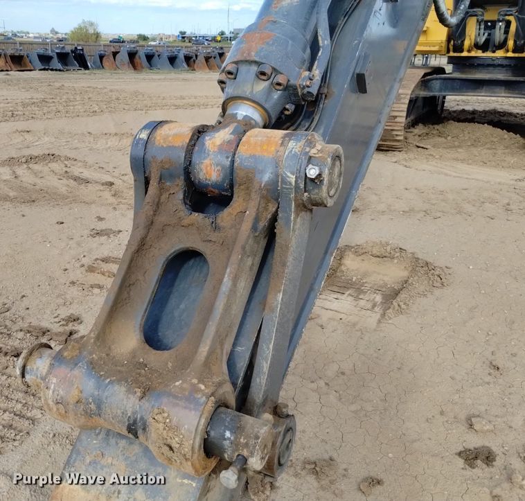 image for item DK8777 2015 John Deere 470G LC  excavator