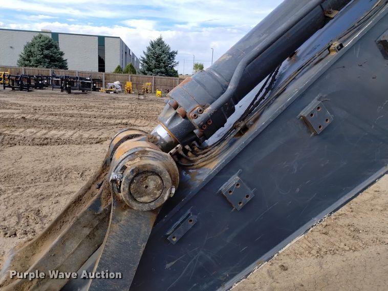 image for item DK8777 2015 John Deere 470G LC  excavator