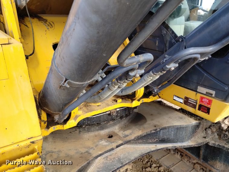 image for item DK8777 2015 John Deere 470G LC  excavator