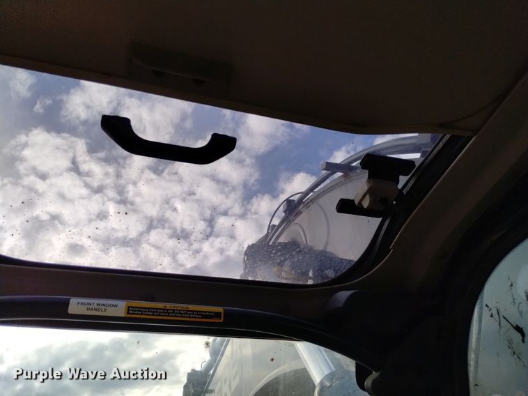 image for item DK8777 2015 John Deere 470G LC  excavator