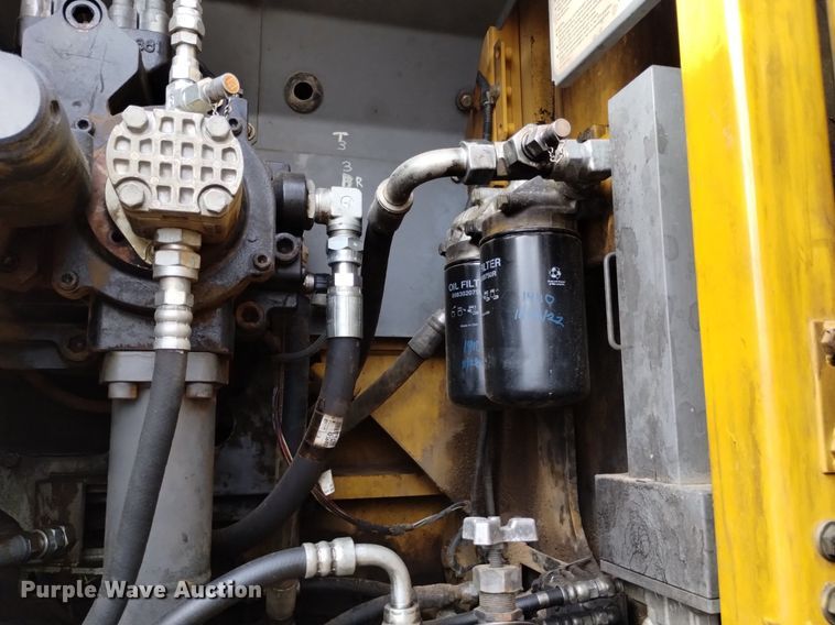 image for item DK8777 2015 John Deere 470G LC  excavator