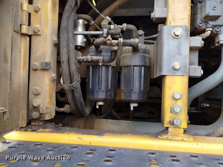 image for item DK8777 2015 John Deere 470G LC  excavator