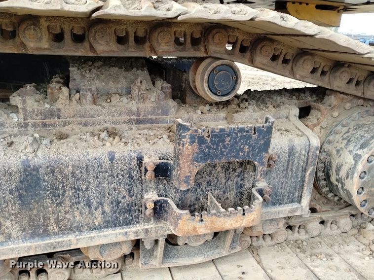 image for item DK8777 2015 John Deere 470G LC  excavator