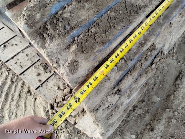 image for item DK8777 2015 John Deere 470G LC  excavator