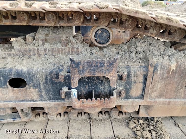 image for item DK8777 2015 John Deere 470G LC  excavator