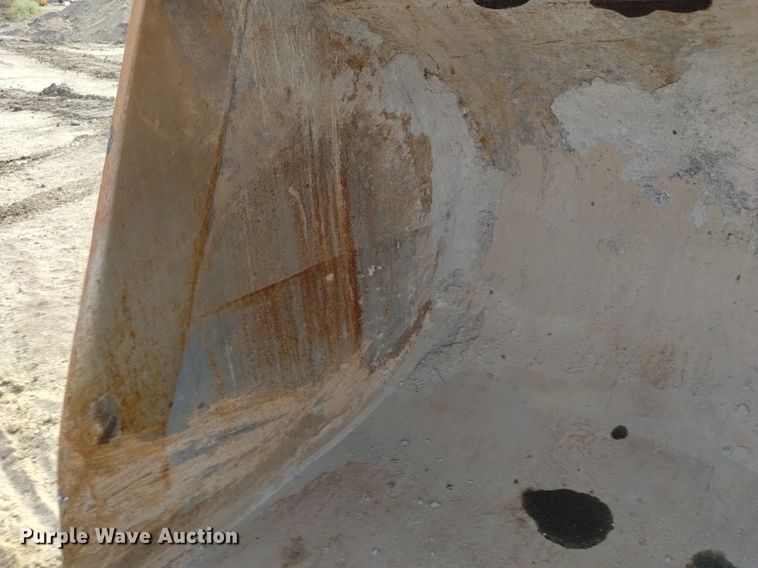 image for item DK8778 2013 Hitachi ZX470LC-5B  excavator