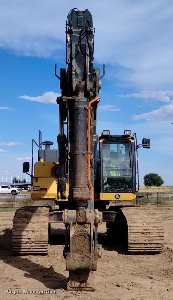 image for item DK8779 2014 John Deere 470G LC  excavator