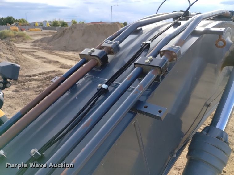 image for item DK8779 2014 John Deere 470G LC  excavator