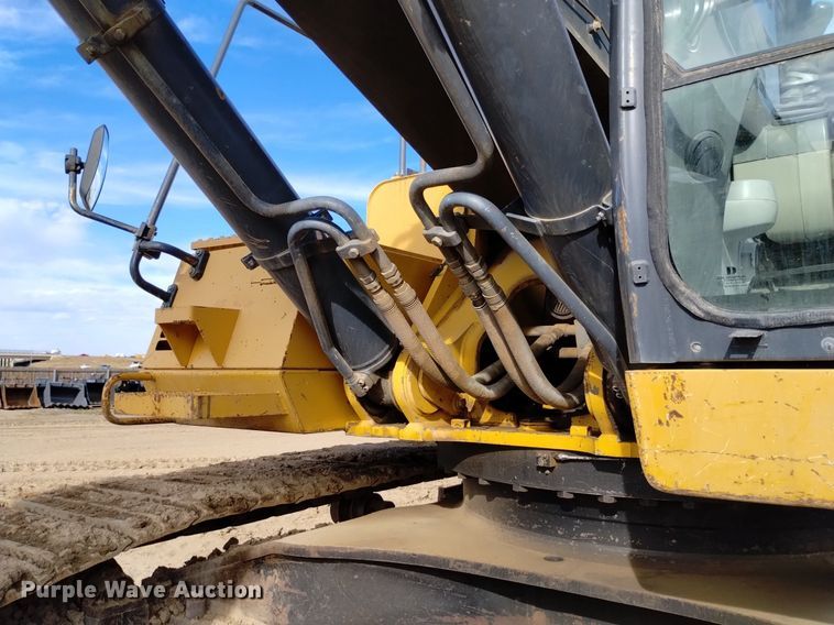 image for item DK8779 2014 John Deere 470G LC  excavator