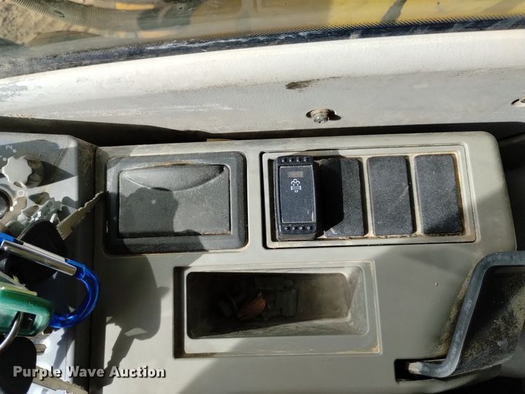 image for item DK8779 2014 John Deere 470G LC  excavator