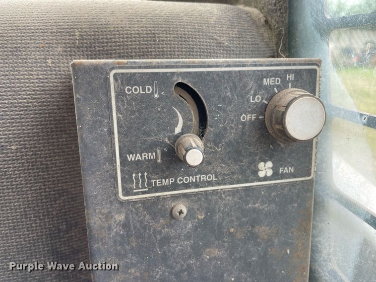 image for item DL3968 1999 Bobcat 763  skid steer loader