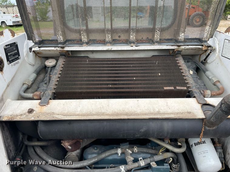 image for item DL3968 1999 Bobcat 763  skid steer loader