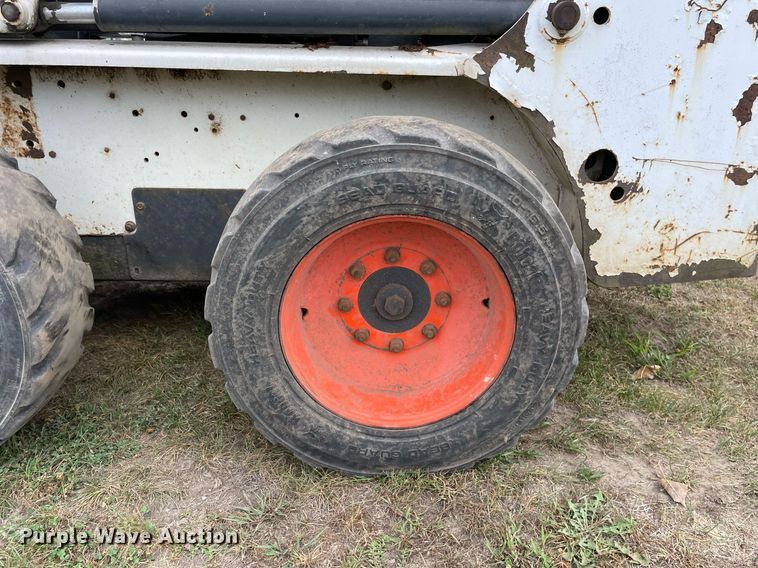 image for item DL3968 1999 Bobcat 763  skid steer loader
