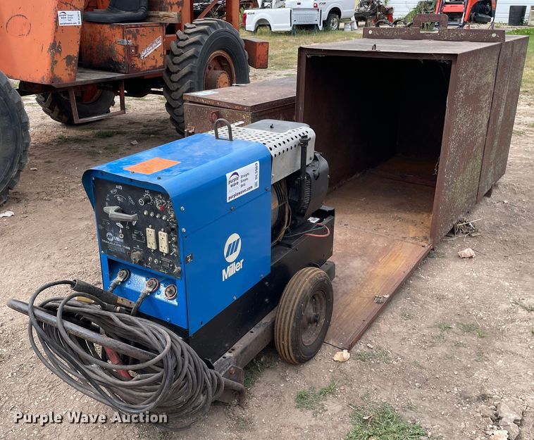 image for item DL3969 Miller  Trailblazer 250G welder
