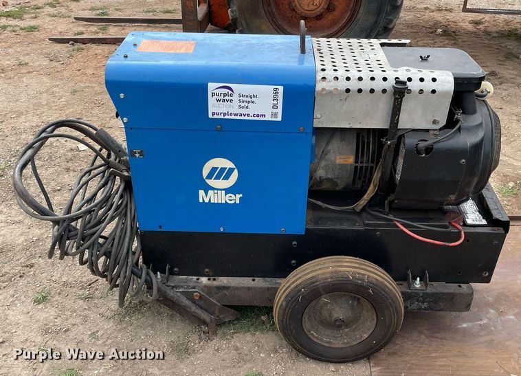 image for item DL3969 Miller  Trailblazer 250G welder