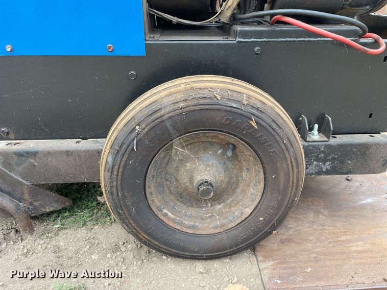 image for item DL3969 Miller  Trailblazer 250G welder