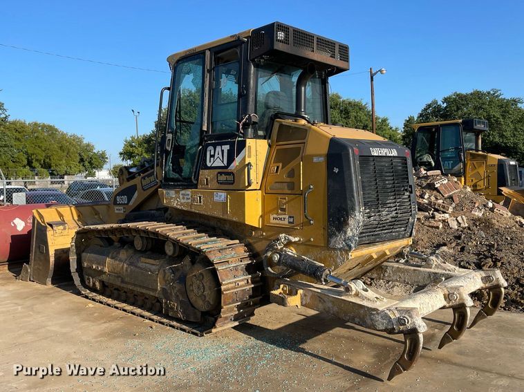 image for item DM0372 2007 Caterpillar 963D  track loader