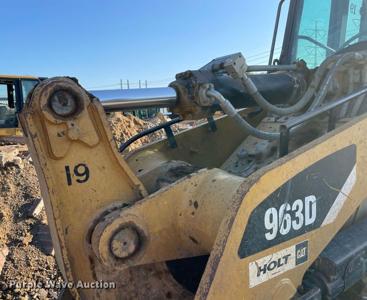 image for item DM0372 2007 Caterpillar 963D  track loader