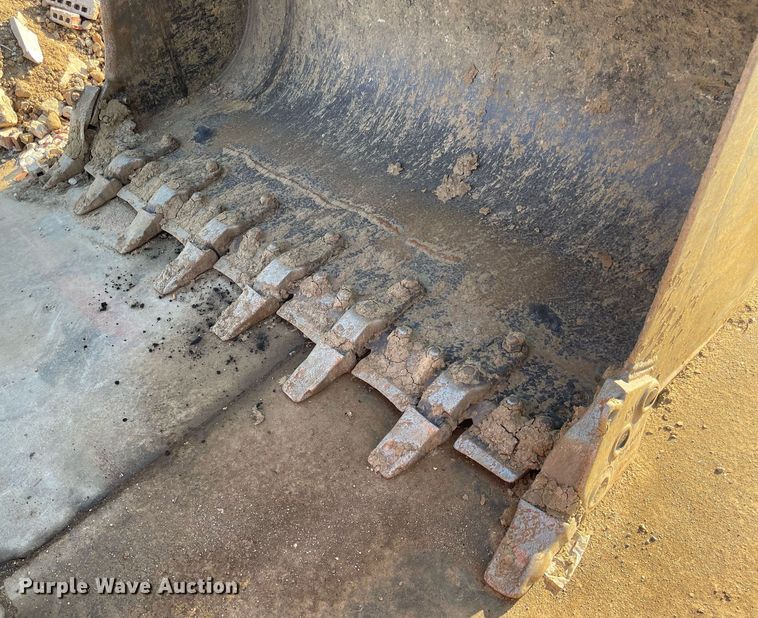 image for item DM0372 2007 Caterpillar 963D  track loader