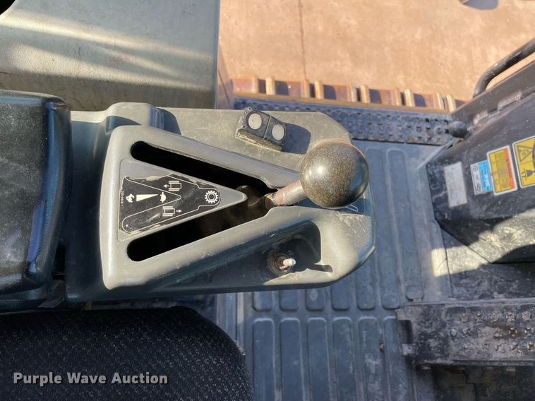 image for item DM0372 2007 Caterpillar 963D  track loader