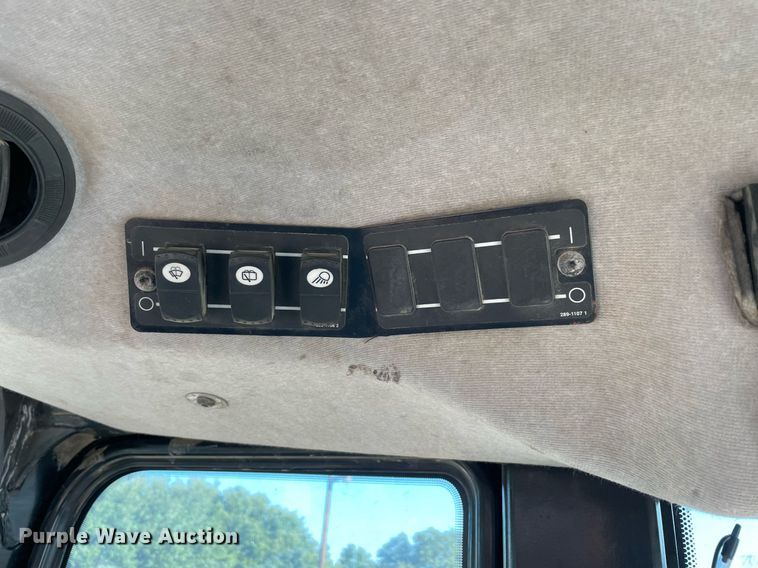 image for item DM0372 2007 Caterpillar 963D  track loader