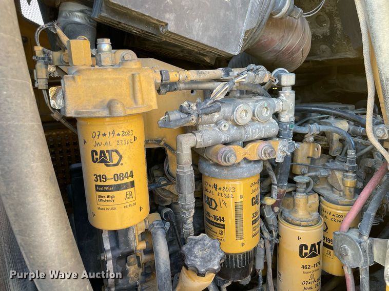 image for item DM0372 2007 Caterpillar 963D  track loader