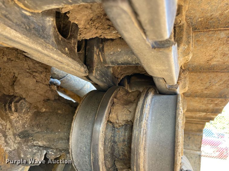 image for item DM0372 2007 Caterpillar 963D  track loader