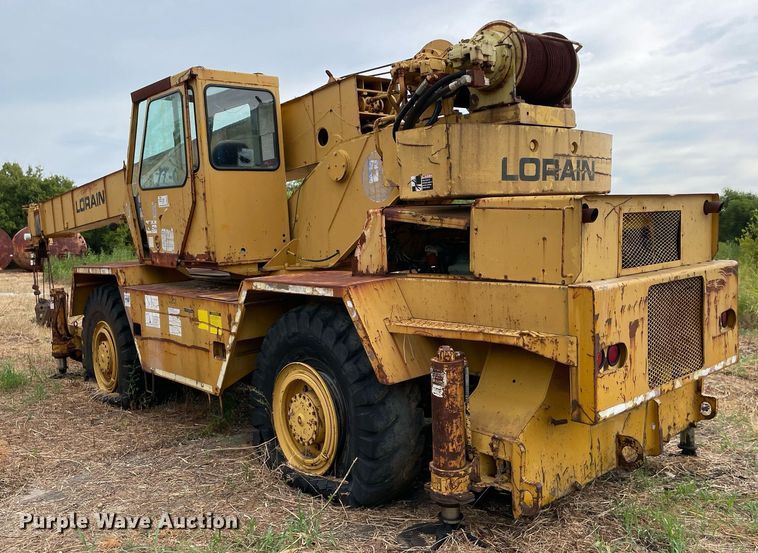 image for item DM0397 Lorain LRT-275  crane