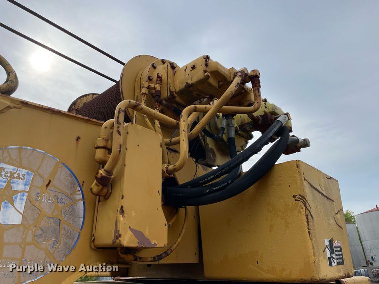 image for item DM0397 Lorain LRT-275  crane