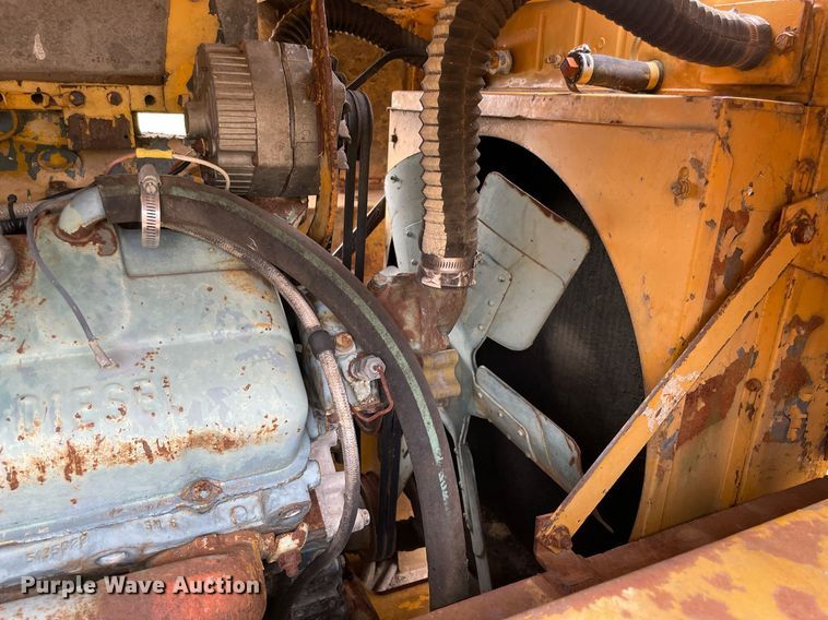 image for item DM0397 Lorain LRT-275  crane