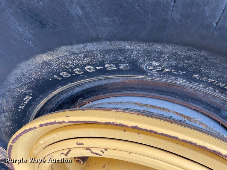 image for item DM0397 Lorain LRT-275  crane