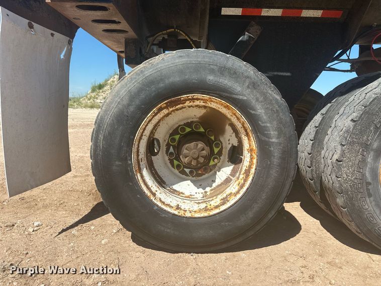 image for item DM2600 2007 Clement Rockstar  end dump trailer