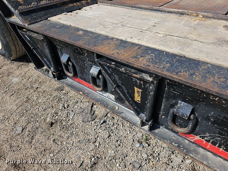 image for item DN8671 1996 Load King 403DFP  lowboy equipment trailer