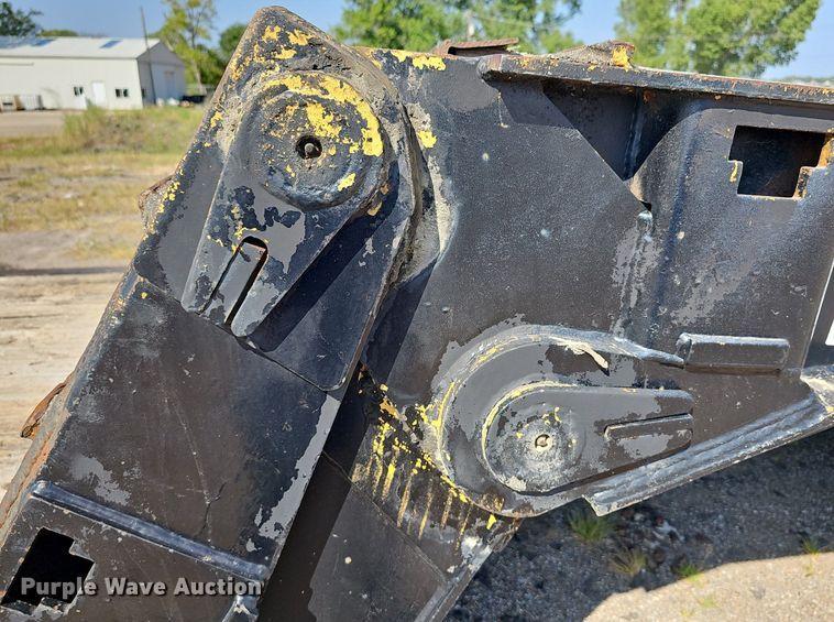 image for item DN8671 1996 Load King 403DFP  lowboy equipment trailer