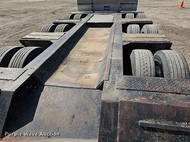 image for item DN8671 1996 Load King 403DFP  lowboy equipment trailer